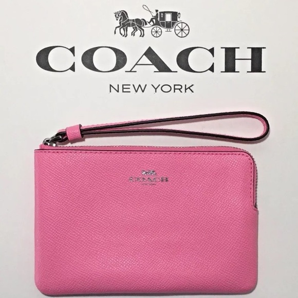 Coach Handbags - Coach Corner Zip Wristlet